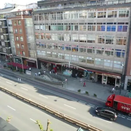 Apartamento Junto Al Metro Espacioso
